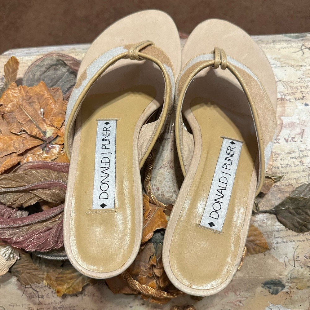 Donald J. Pliner Women's Cream and Tan Cowhide Sandals - Picture 2 of 3